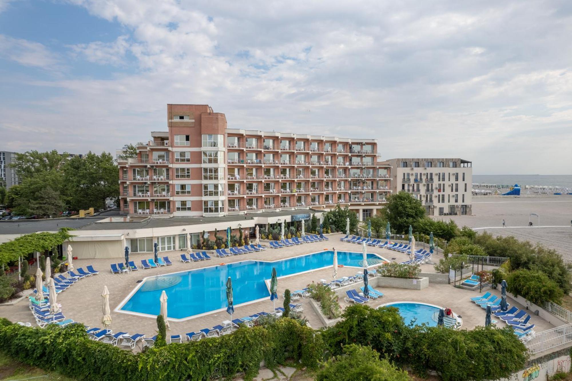Hotel Amiral มามายา ภายนอก รูปภาพ