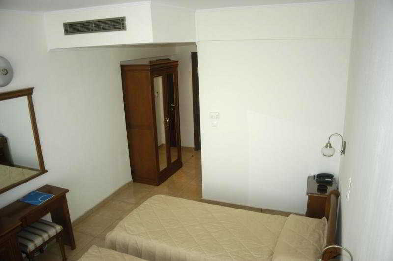 Hotel Amiral มามายา ภายนอก รูปภาพ